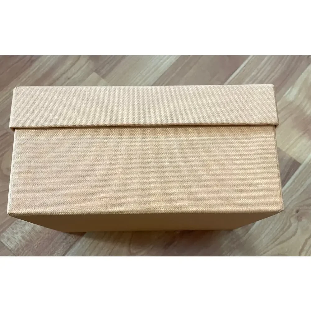Tod's junior‎ empty shoe box
